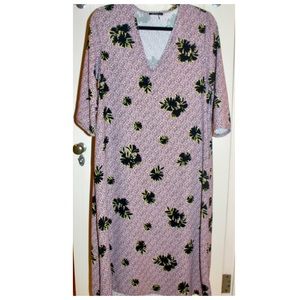 Floral Shift Dress from Toupy